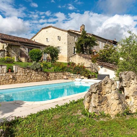 La Maison De Yuka Plieux Ngoại thất bức ảnh