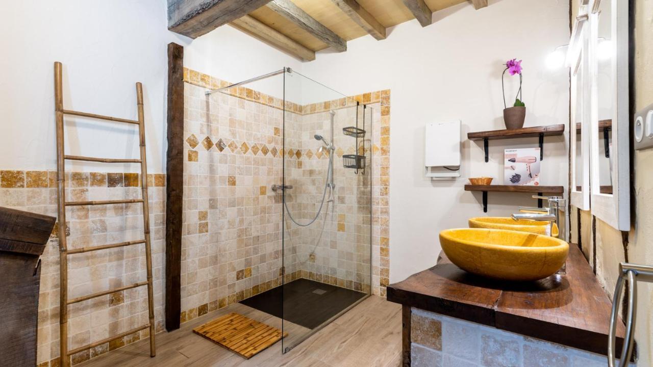 La Maison De Yuka Plieux Ngoại thất bức ảnh
